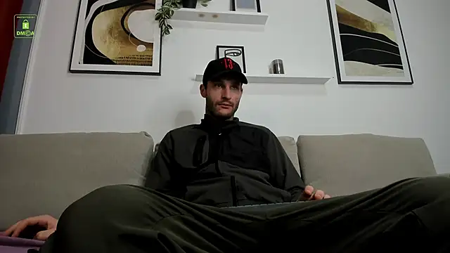 Deymond Russo online show from March 2026 06:31:02 AM