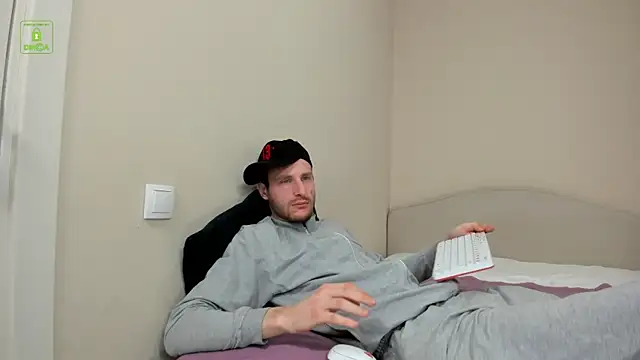 Deymond Russo online show from February 2026 12:24:02 PM