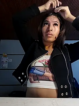 MeelFox online show from April 2026 03:29:01 PM