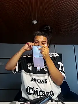 MeelFox online show from March 2026 12:13:02 PM