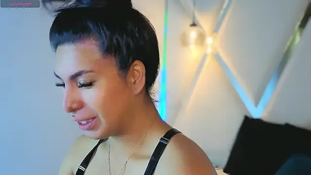 MeelFox online show from March 2026 01:38:01 PM