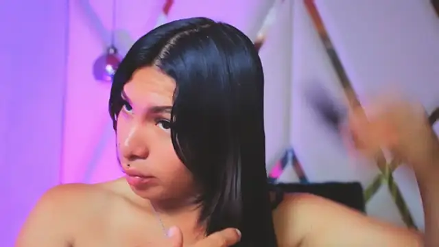 MeelFox online show from April 2026 01:16:02 PM