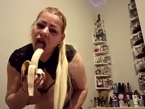 lovebaby69 online show from March 2026 09:35:01 PM