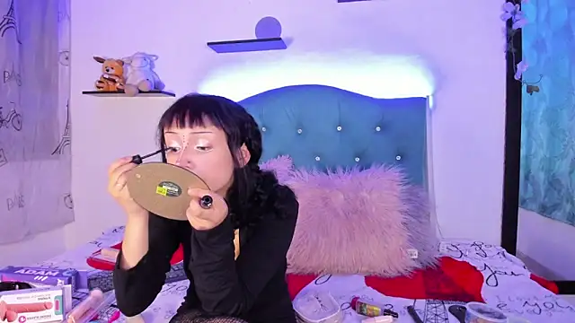 Gemma honey online show from February 2026 01:10:01 PM