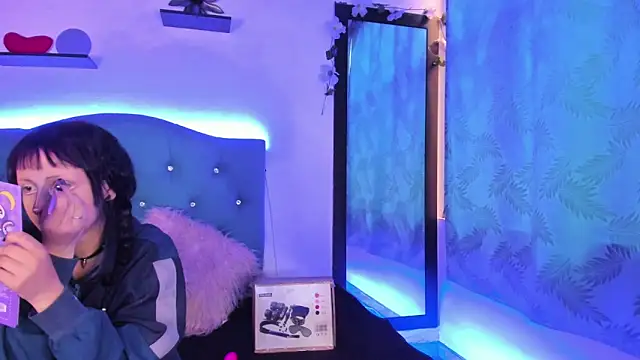 Gemma honey online show from March 2026 01:22:01 PM