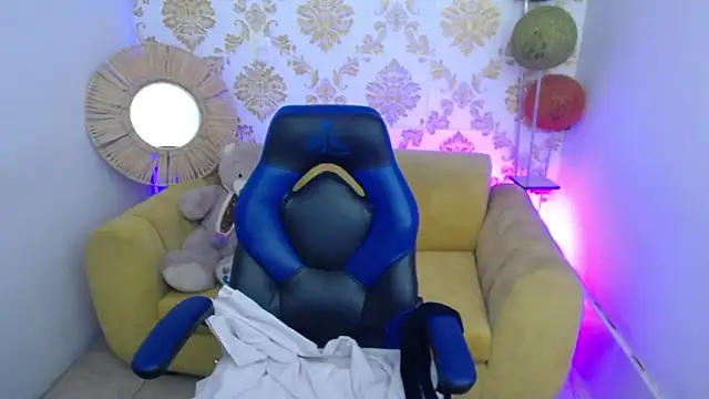 Snapshot of ALISS_M_ chatting on March 2026 08:58:02 PM ALISS M online show from March 2026 08:58:02 PM