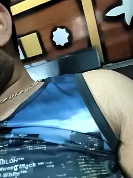 MrCurioX online show from April 2026 02:13:02 PM