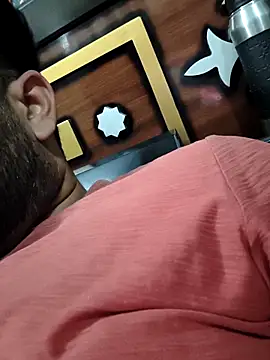 MrCurioX online show from April 2026 03:07:01 PM