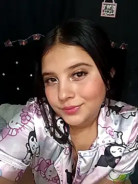 Salome Vivas online show from March 2026 01:19:01 AM