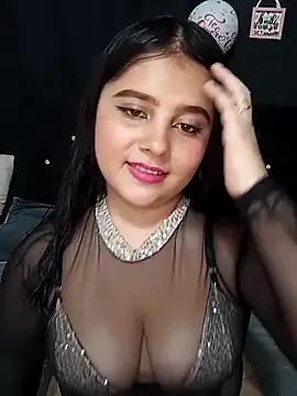 Salome Vivas online show from March 2026 03:32:01 AM