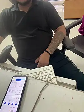 Snapshot of Rah0091 chatting on April 2026 09:38:02 AM Rah0091 online show from April 2026 09:38:02 AM