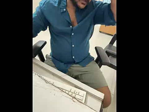 Snapshot of Rah0091 chatting on March 2026 06:14:02 AM Rah0091 online show from March 2026 06:14:02 AM