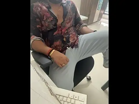 Snapshot of Rah0091 chatting on March 2026 06:50:01 AM Rah0091 online show from March 2026 06:50:01 AM