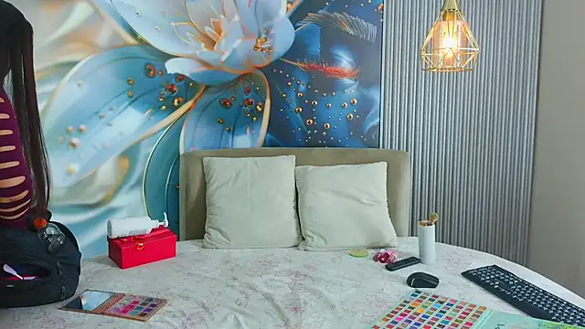 rouxinferno cr online show from April 2026 03:35:01 AM