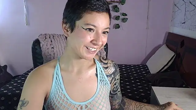 juaaanaaa online show from February 2026 12:05:01 PM