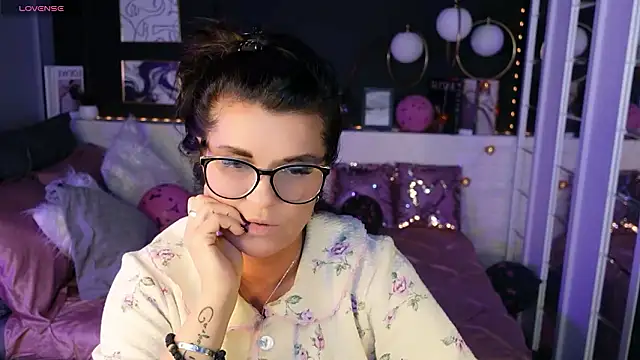 Snapshot of RikaCoutts chatting on February 2026 09:03:02 PM RikaCoutts online show from February 2026 09:03:02 PM