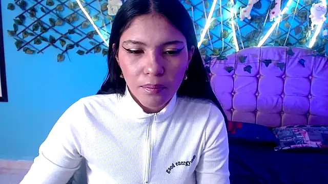 Snapshot of amber_miller18 chatting on February 2026 04:23:01 AM amber miller18 online show from February 2026 04:23:01 AM