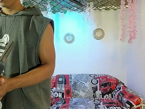 Yoel hot2004 online show from February 2026 07:22:01 PM