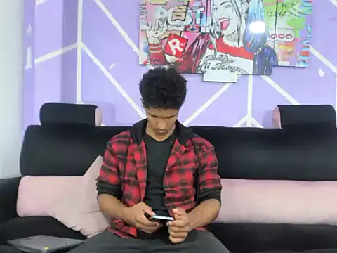 Yoel hot2004 online show from April 2026 07:25:02 PM