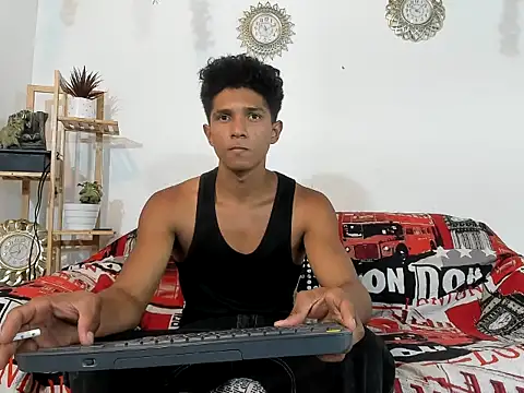 Yoel hot2004 online show from February 2026 07:25:01 PM