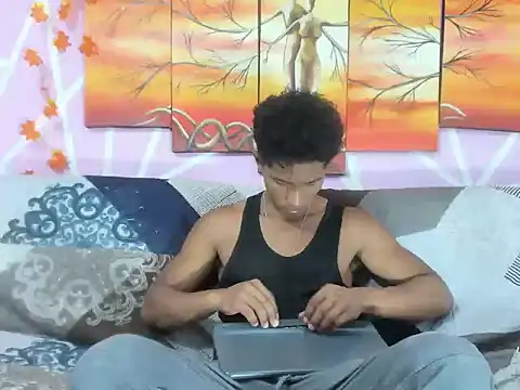 Yoel hot2004 online show from February 2026 07:35:01 PM