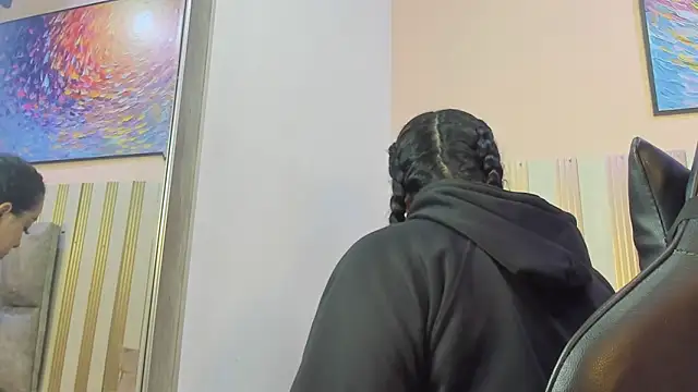 nina glow online show from March 2026 11:33:02 AM