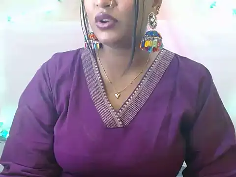 LIZNA 0 online show from March 2026 04:56:01 PM