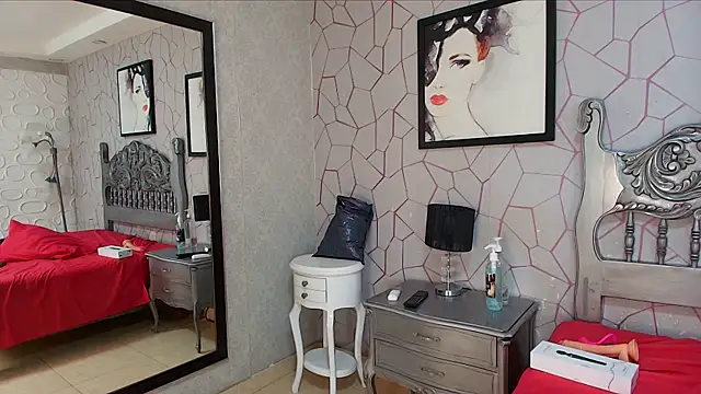 meganrousx online show from March 2026 12:51:02 PM