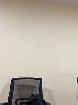 Sara Fernandez  online show from March 2026 01:59:01 PM