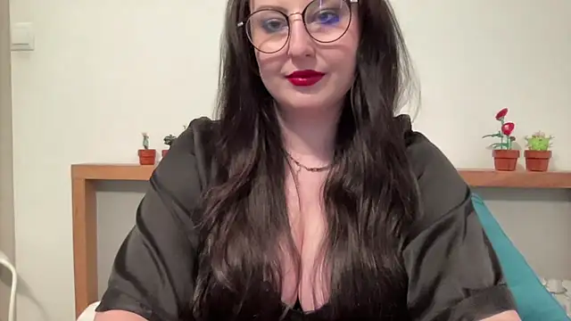 Snapshot of DorothyJoy chatting on April 2026 12:18:02 PM DorothyJoy online show from April 2026 12:18:02 PM