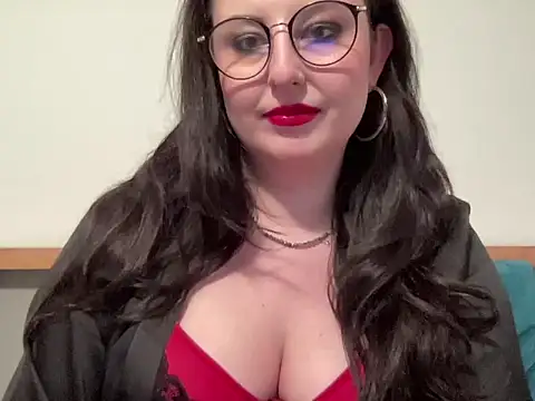 Snapshot of DorothyJoy chatting on April 2026 06:17:02 PM DorothyJoy online show from April 2026 06:17:02 PM