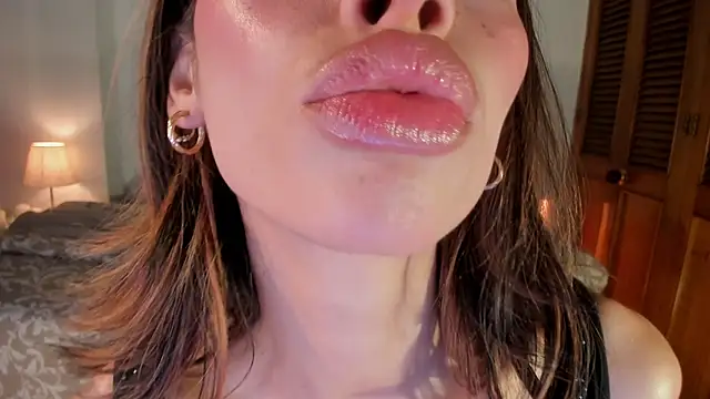 ConnieDeep online show from April 2026 10:11:01 AM