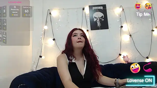 CarolRousee online show from March 2026 07:20:01 PM