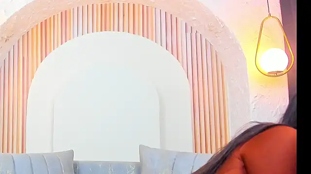 violet scott  online show from February 2026 10:15:02 AM