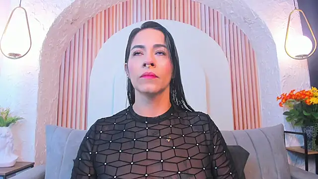 Snapshot of violet_scott_ chatting on June 2026 10:43:02 AM violet scott online show from June 2026 10:43:02 AM
