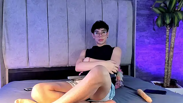 Elbombondelcircuit online show from February 2026 07:58:02 PM