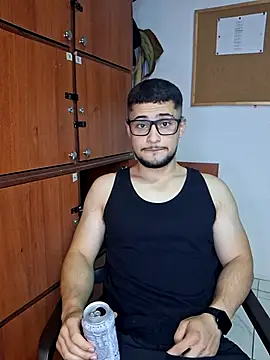 valenssio moretti online show from March 2026 02:23:01 AM