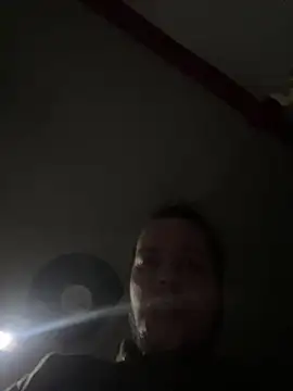 Kylxxx8 online show from March 2026 07:33:01 AM