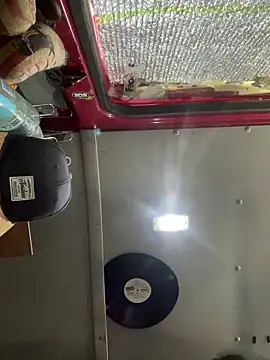 Kylxxx8 online show from April 2026 03:27:01 PM