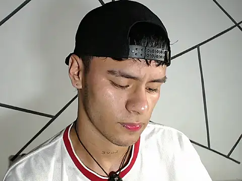 Snapshot of cooper_shiro chatting on February 2026 06:50:01 PM cooper shiro online show from February 2026 06:50:01 PM