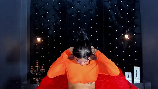 MiaWolton online show from March 2026 07:15:02 PM