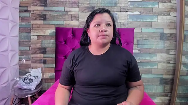 Snapshot of Carolina-Lenon chatting on February 2026 07:36:01 PM Carolina-Lenon online show from February 2026 07:36:01 PM