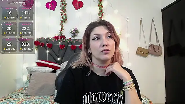 Sharma Amayra online show from March 2026 08:32:01 PM