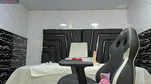 Ladyy Scarlett online show from May 2026 02:36:01 AM