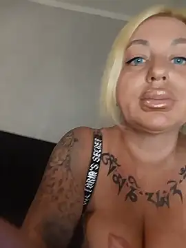 MiaMooly online show from July 2026 07:04:01 PM