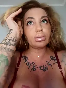 MiaMooly online show from March 2026 02:07:02 PM