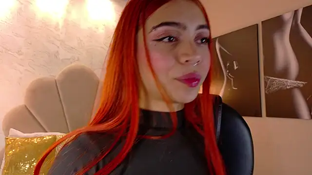 Snapshot of Polygonniaa chatting on February 2026 01:40:01 AM Polygonniaa online show from February 2026 01:40:01 AM