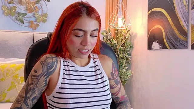 Snapshot of Polygonniaa chatting on February 2026 03:35:02 PM Polygonniaa online show from February 2026 03:35:02 PM