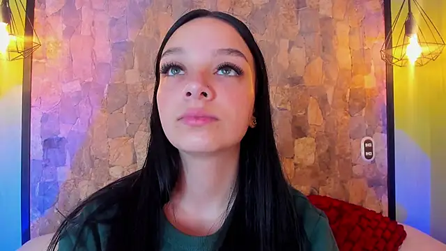 Snapshot of Elizabeth_Ferrer chatting on April 2026 12:21:02 PM Elizabeth Ferrer online show from April 2026 12:21:02 PM