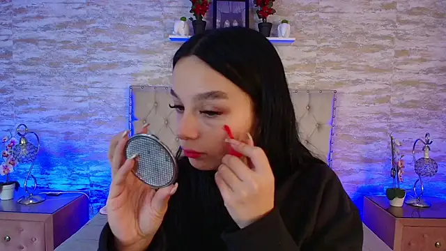 Snapshot of Elizabeth_Ferrer chatting on April 2026 12:17:02 PM Elizabeth Ferrer online show from April 2026 12:17:02 PM